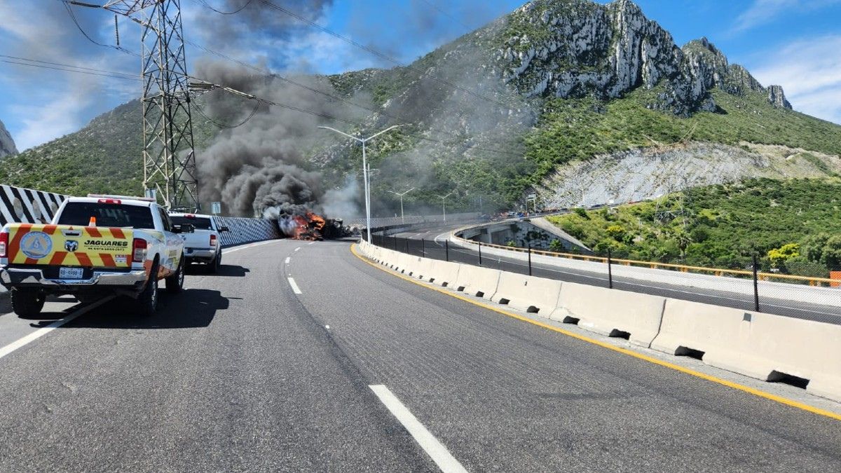 accidente vial, muro de contención, autopista a saltillo