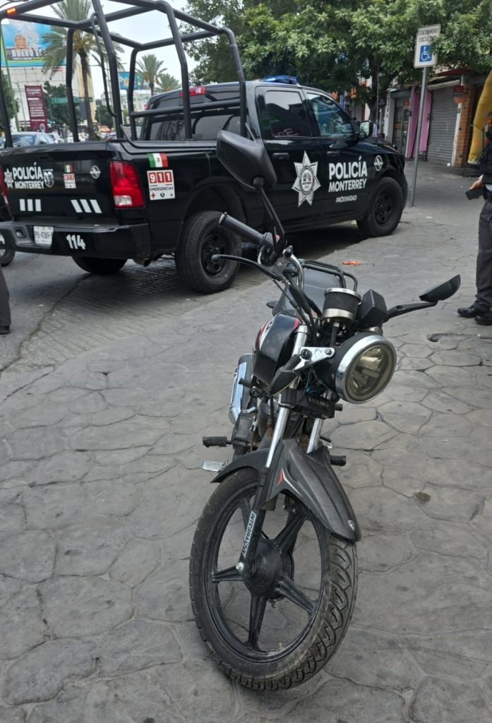 Motocicleta
del-C4
Policía-de-Monterrey
