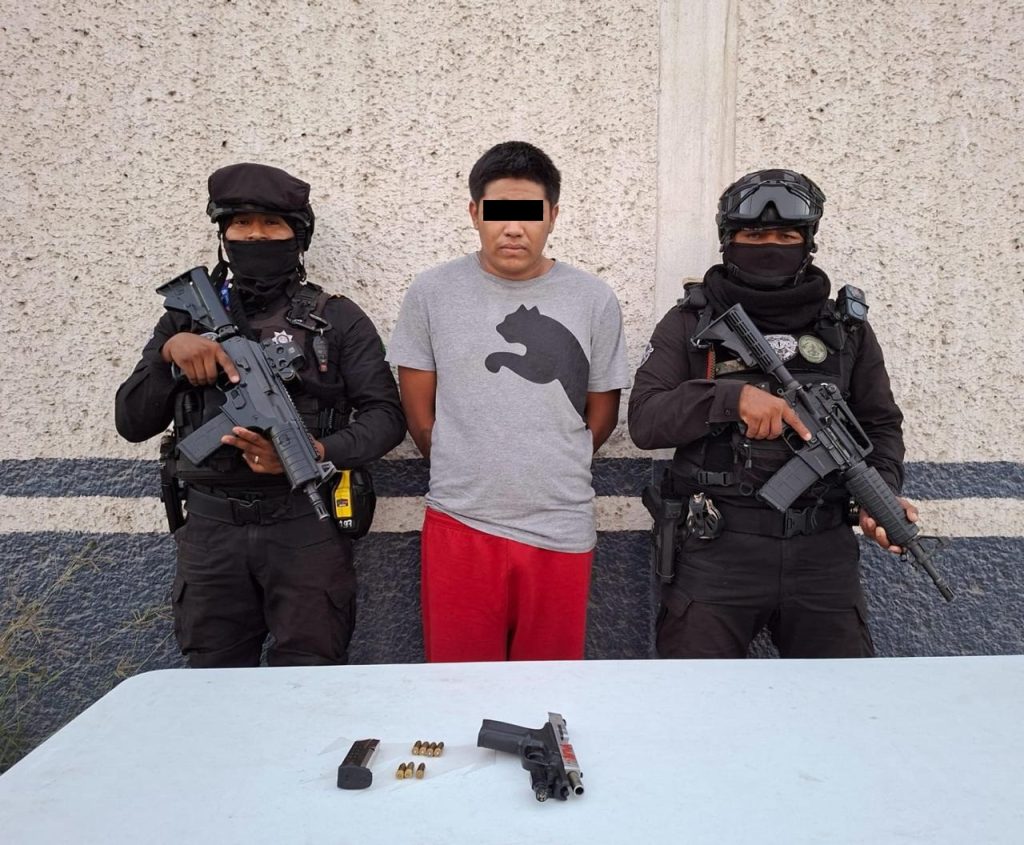 detenido con arma, Policía de Monterrey, colonia Argentina, estrategia Escudo, arma de fuego