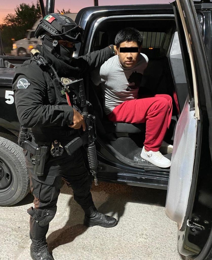 detenido con arma, Policía de Monterrey, colonia Argentina, estrategia Escudo, arma de fuego
