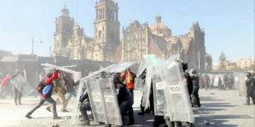 generación-Z-marcha-Claudia-Sheinbaum-fuerza-policial-oposición-política
