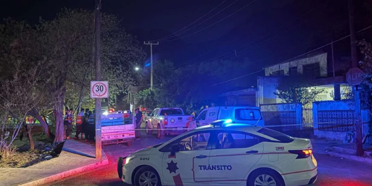 atropellan-a-familia-en-guadalupe-conductor-huye