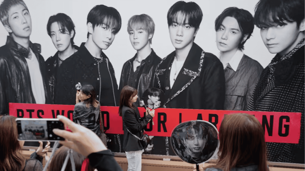 Visita de BTS con fines políticos